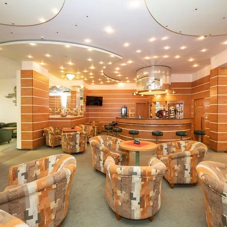 Interhotel Montana Hotel 3*