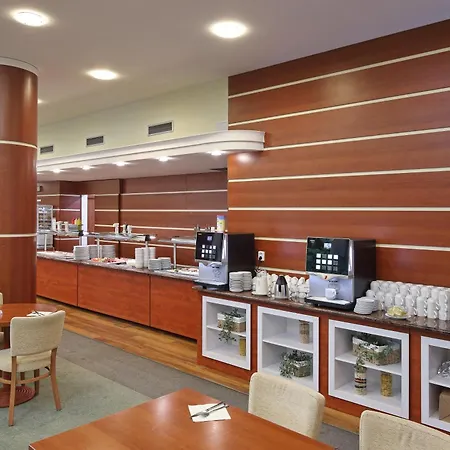 Otel Horsky Montana 3*