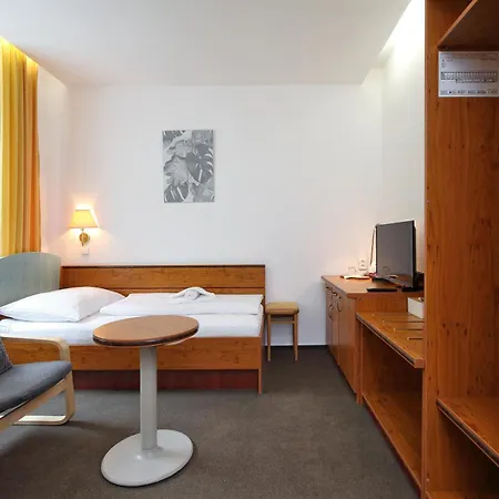 Interhotel Montana 3*