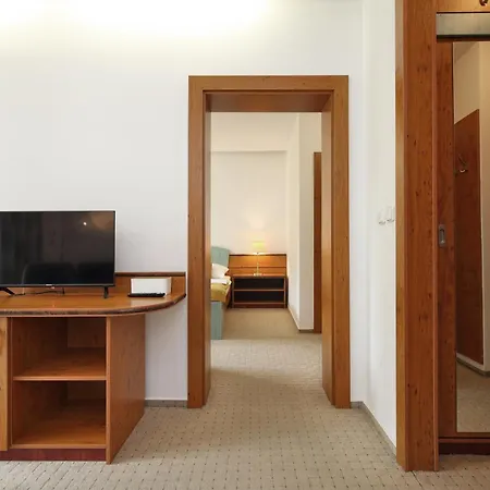 Hotel Interhotel Montana 3*