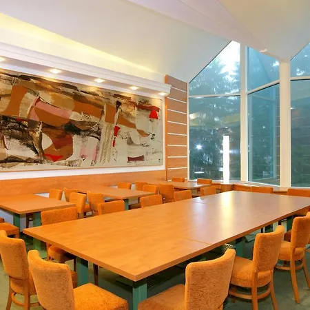 Interhotel Montana Hotel 3*